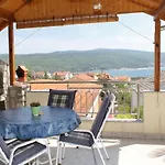 Appartement With A Parking Space Kornic, Krk - 416 Kornić